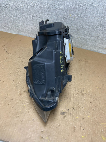 2004 to 2007 BMW 525i 5 Series Headlight Right Passenger Xenon AFS Z9587 DW10