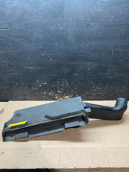 2003 to 2007 Nissan Murano Upper Air Intake Duct X7685 DG1