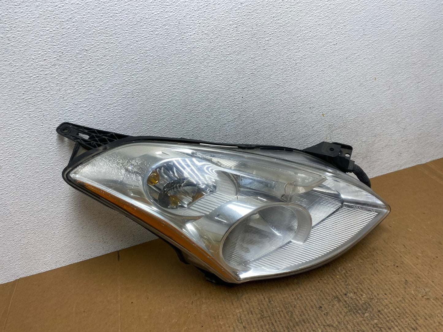 Sedan 2010 2011 2012 Nissan Altima Headlight Right Passenger Rh AE1602 DW2