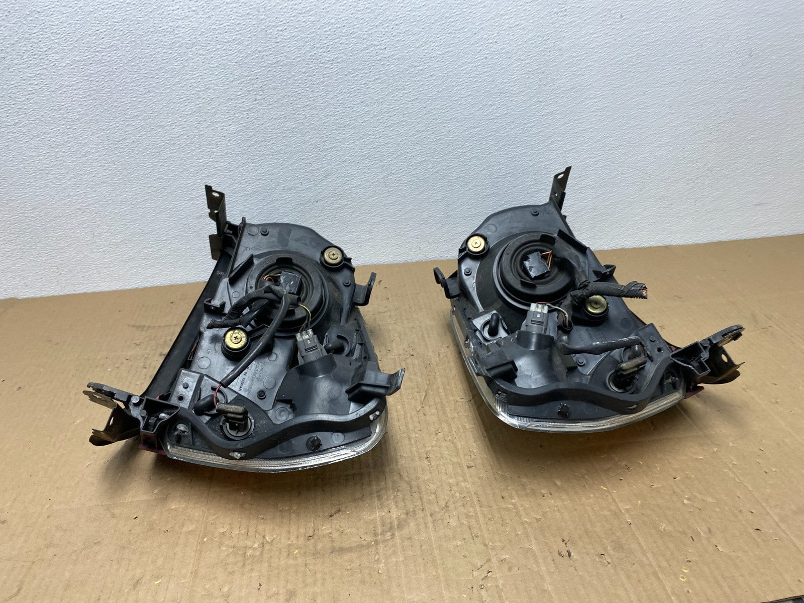 2003 2004 2005 Honda Pilot Left+Right Side Halogen Headlights AB8469 DW9