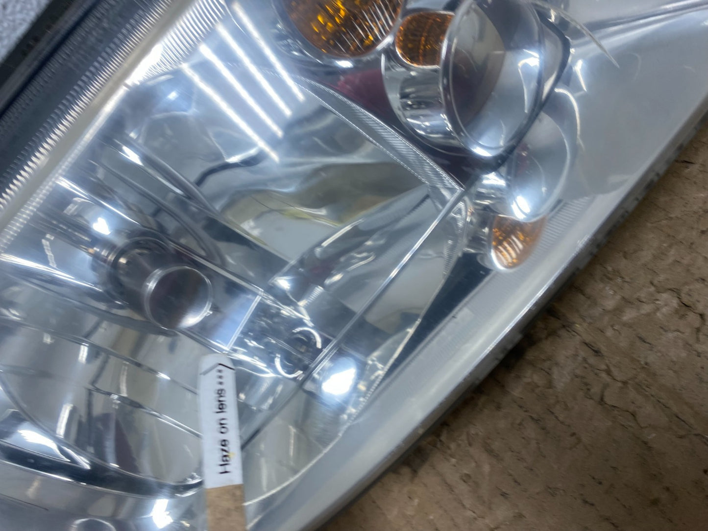 2002 to 2004 Volkswagen Jetta Left+Right Headlights AB8440 DW5
