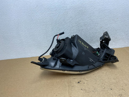 2002 to 2004 Honda CRV CR-V Right Passenger RH Halogen Headlight AF9873 DW5