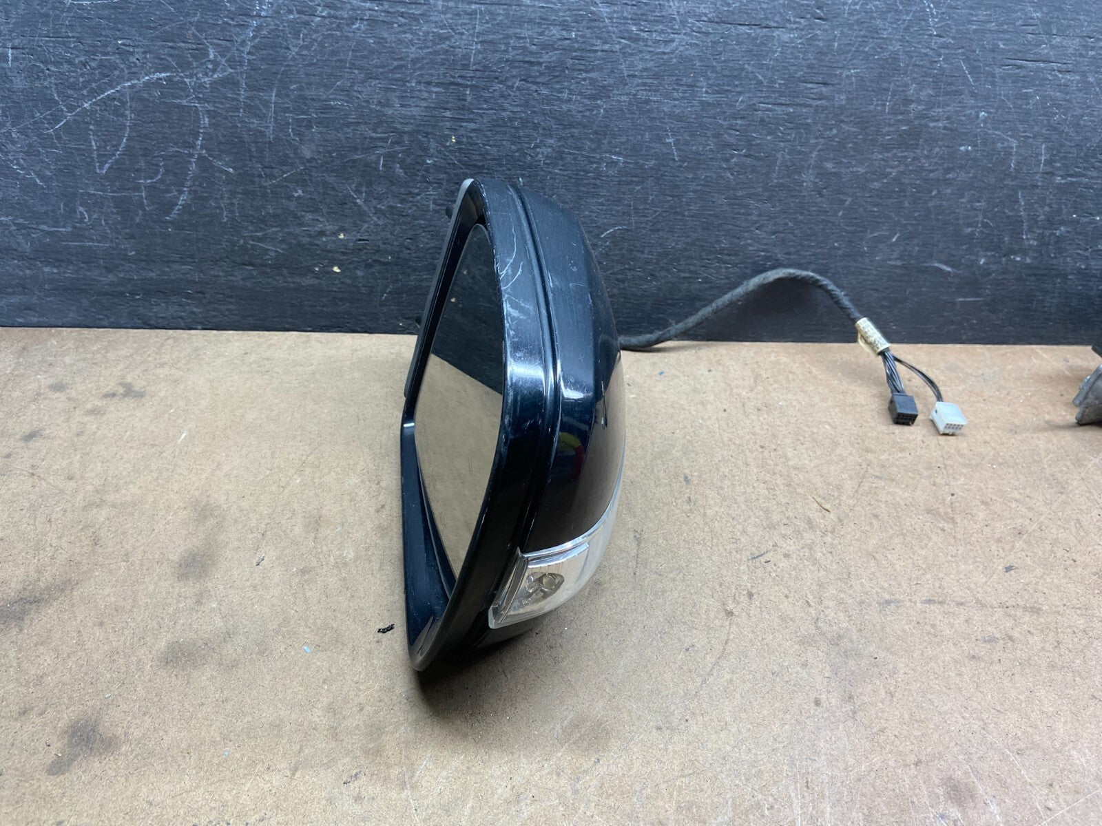 2007 2008 Mercedes GL-Class Right Passenger Side Door View Mirror OEM L1320 DG1