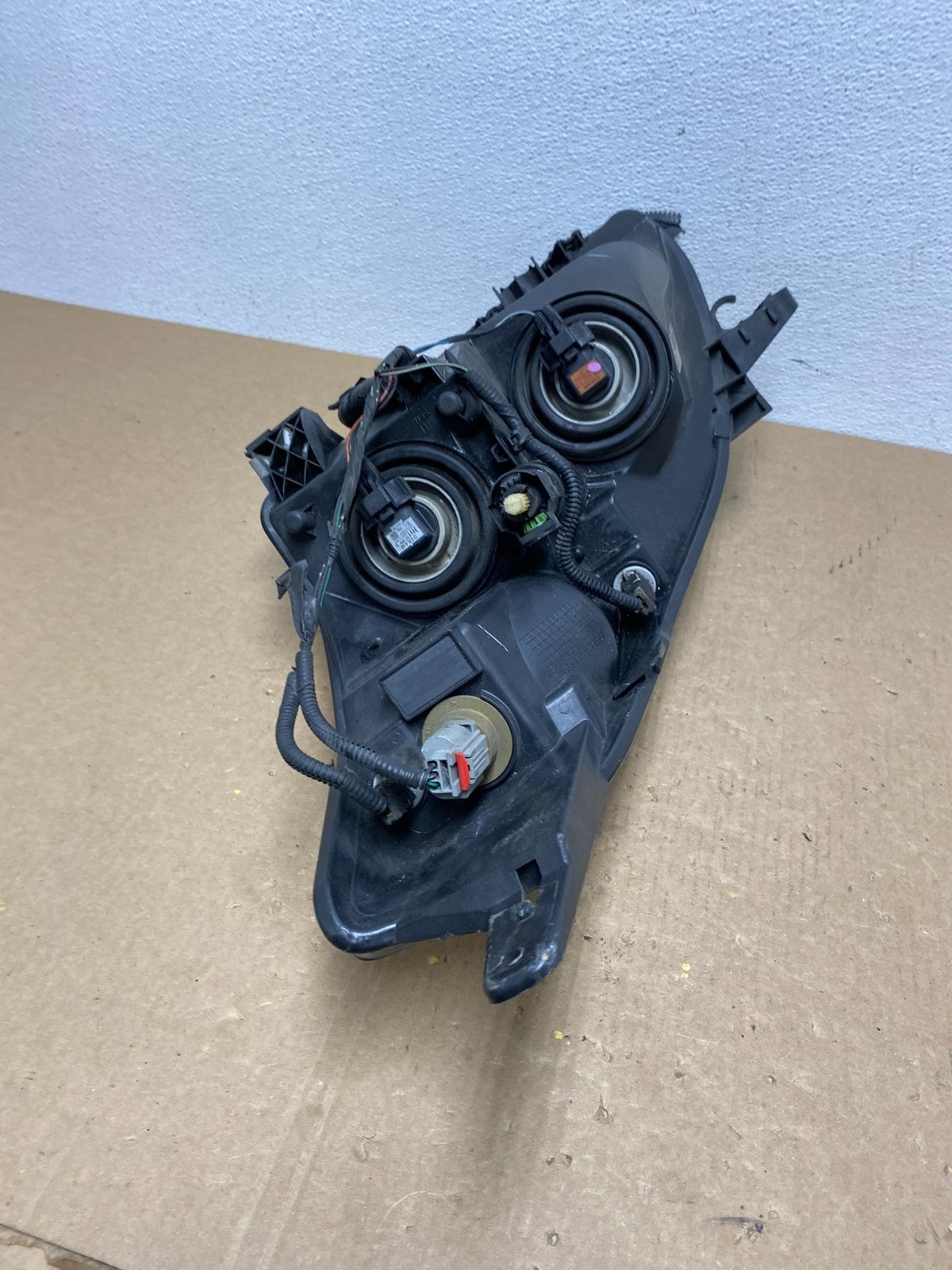 Sedan 2010 2011 2012 Nissan Altima Headlight Right Passenger Rh OEM AC1296 DW7