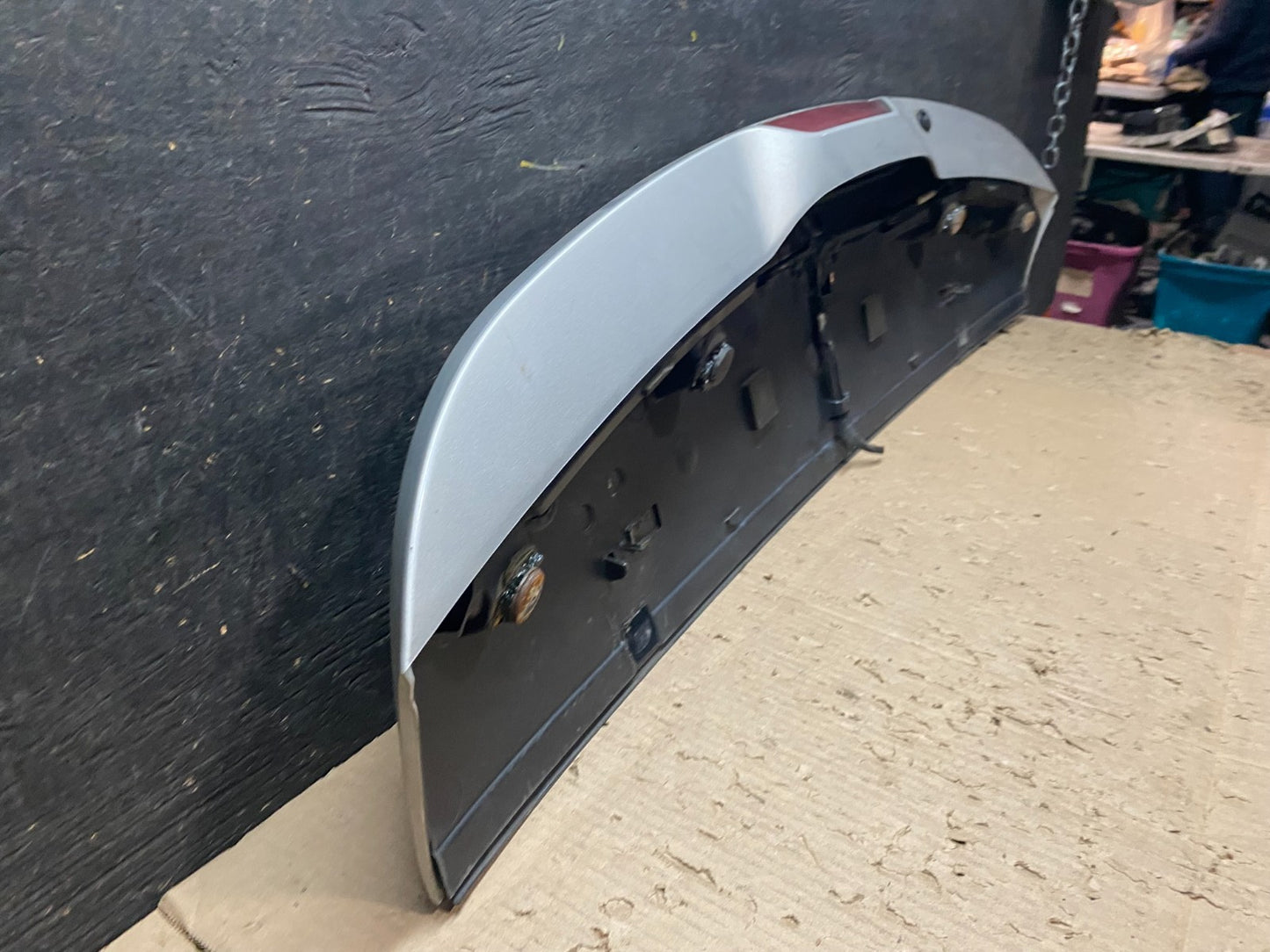 2011 to 2013 Jeep Grand Cherokee Rear Spoiler Wing OEM  X8140   DG8
