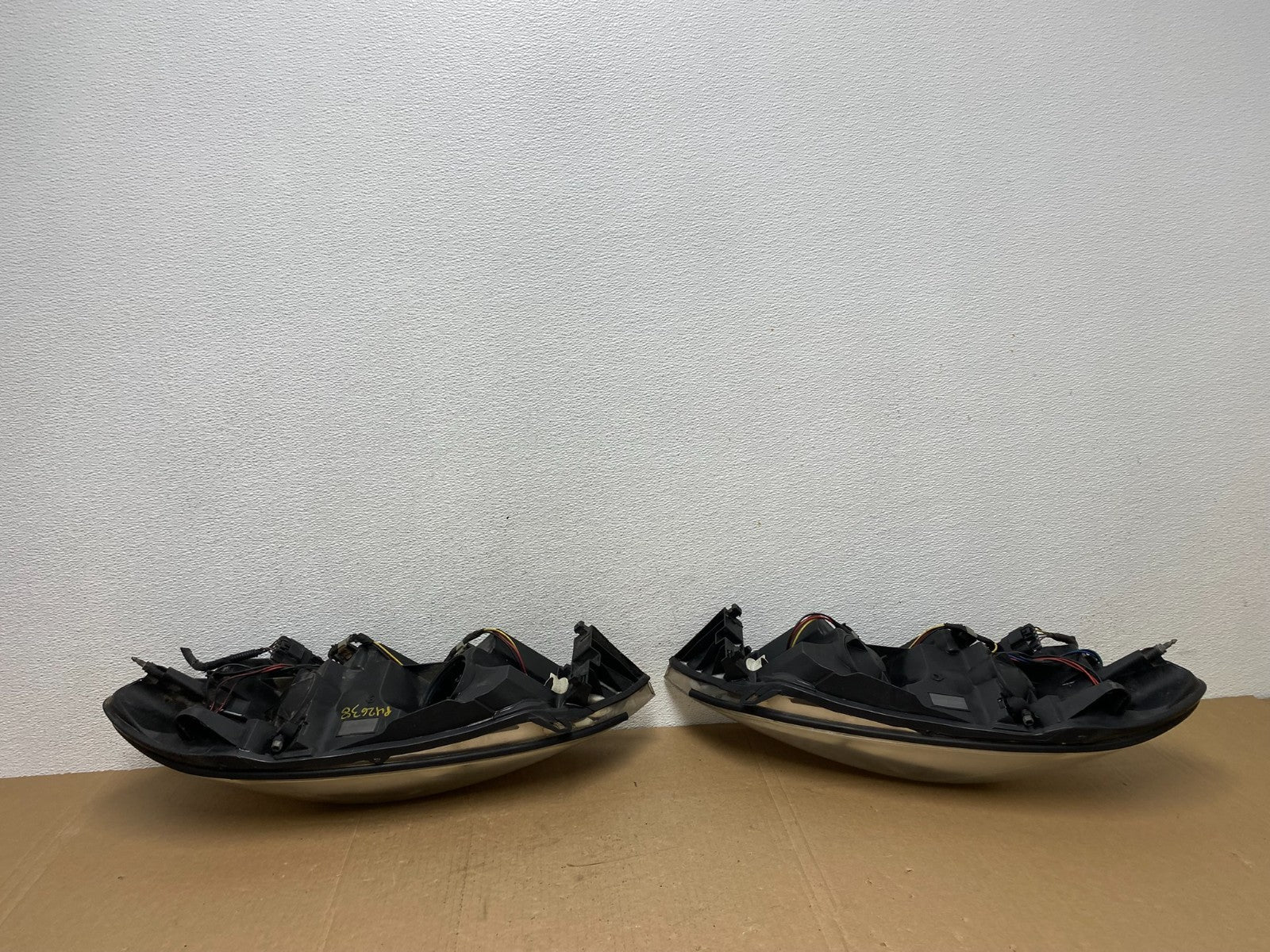 2006 - 2013 Chevrolet Impala Left+Right Set Headlights Halogen AC5642 DW6