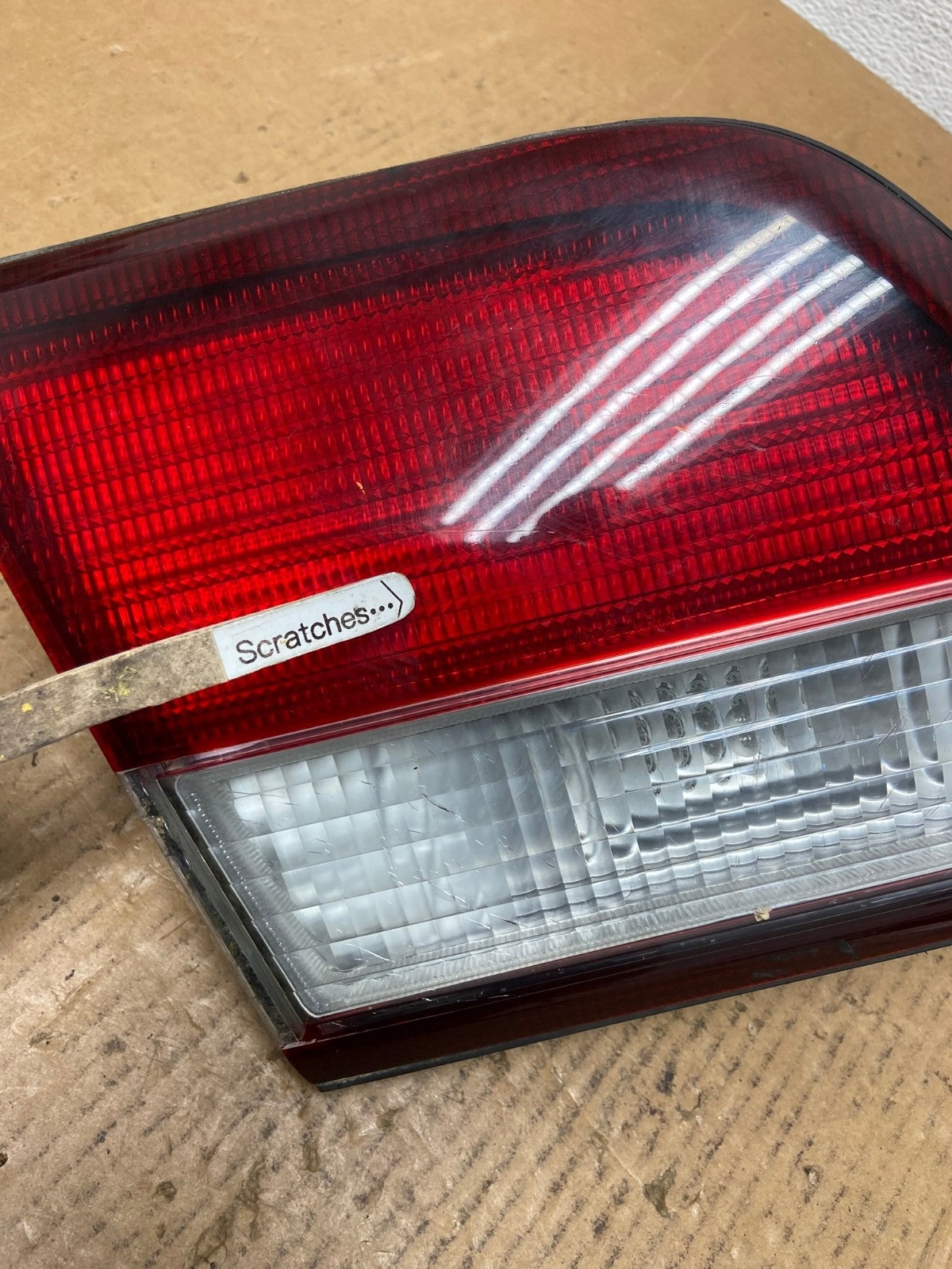1997 1998 1999 Nissan Maxima Left Driver LH Inner Tail Light AE0263 LK3