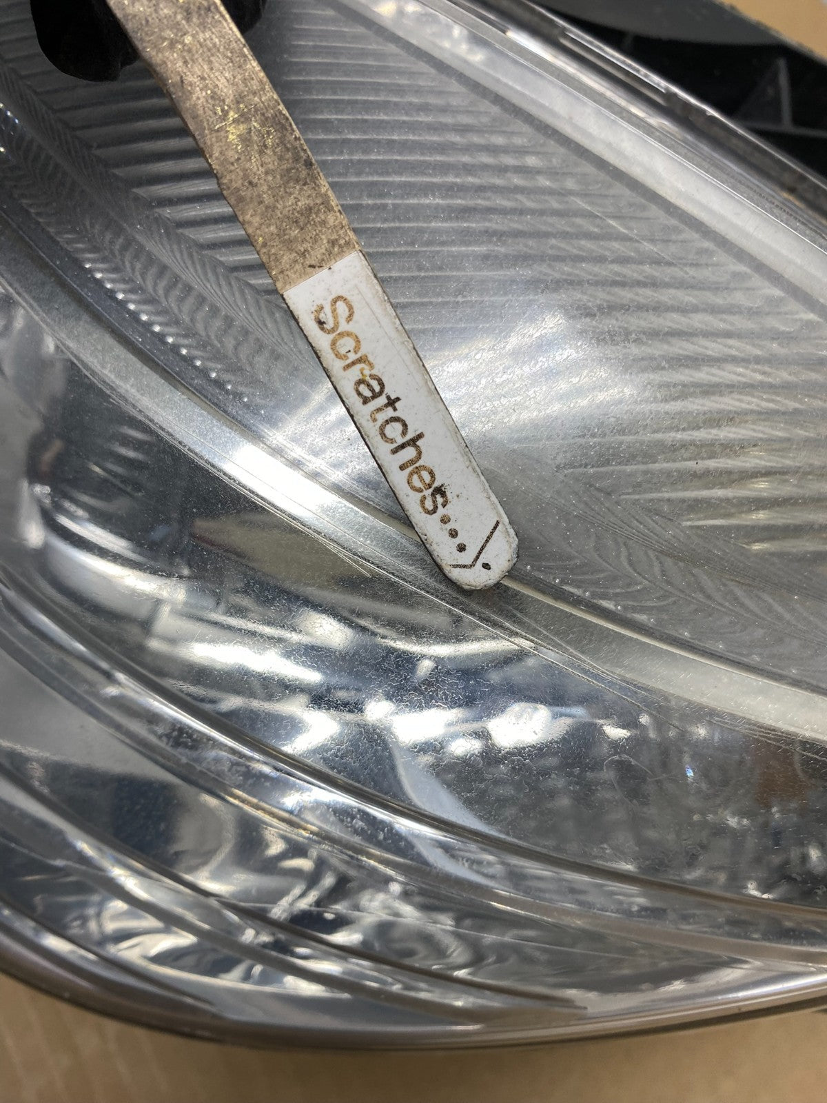 2008-2011 Mercedes C-Class C350 C300 Left Driver Halogen Headlight AG9333 DW3