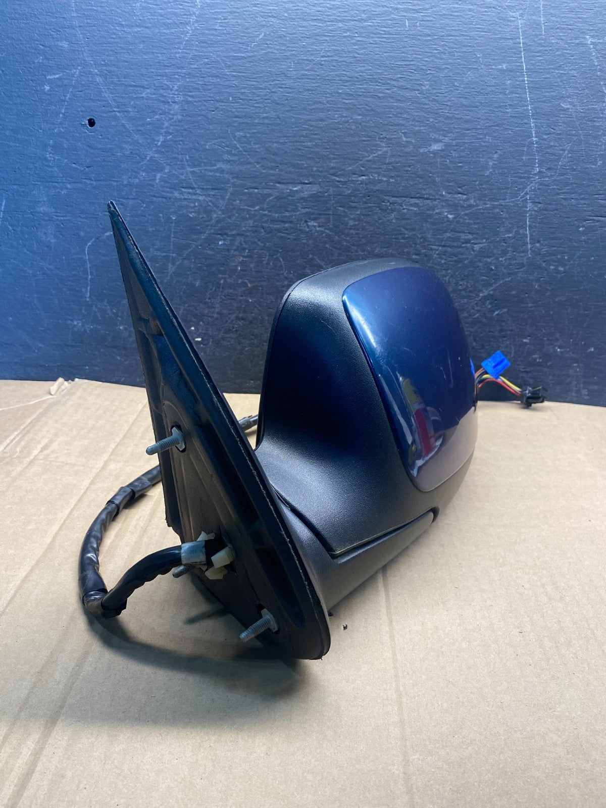 2003-2006 Chevrolet Tahoe Suburban Left Driver LH Turn Door Mirror AE2168 DW1