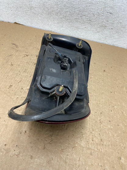 1997 to 2003 Chevrolet Malibu Left Driver LH Side Tail Light AF8130 LK7