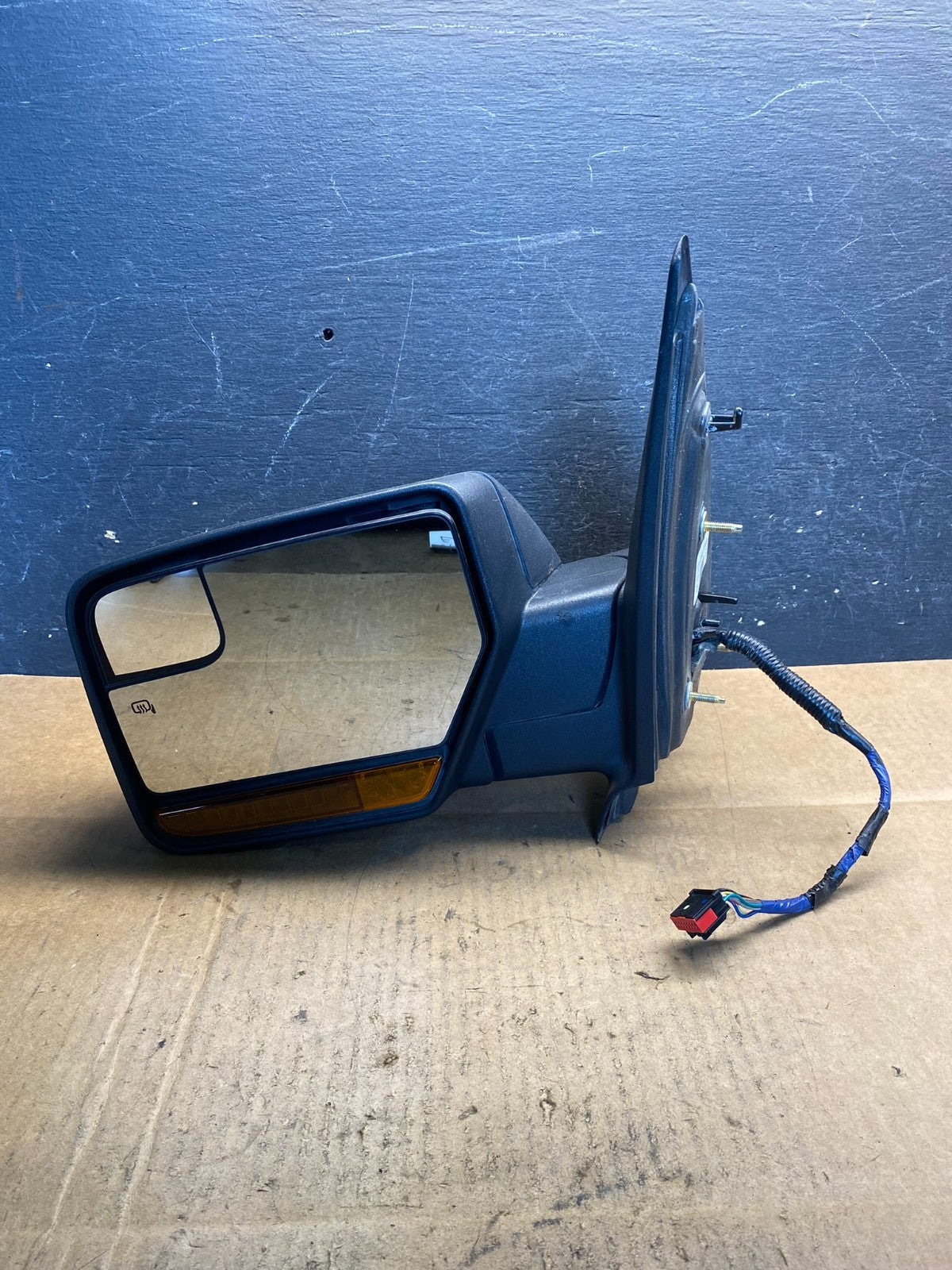 2007-2011 Ford Expedition Left Driver View Door Heated Mirror AB3888 MS8