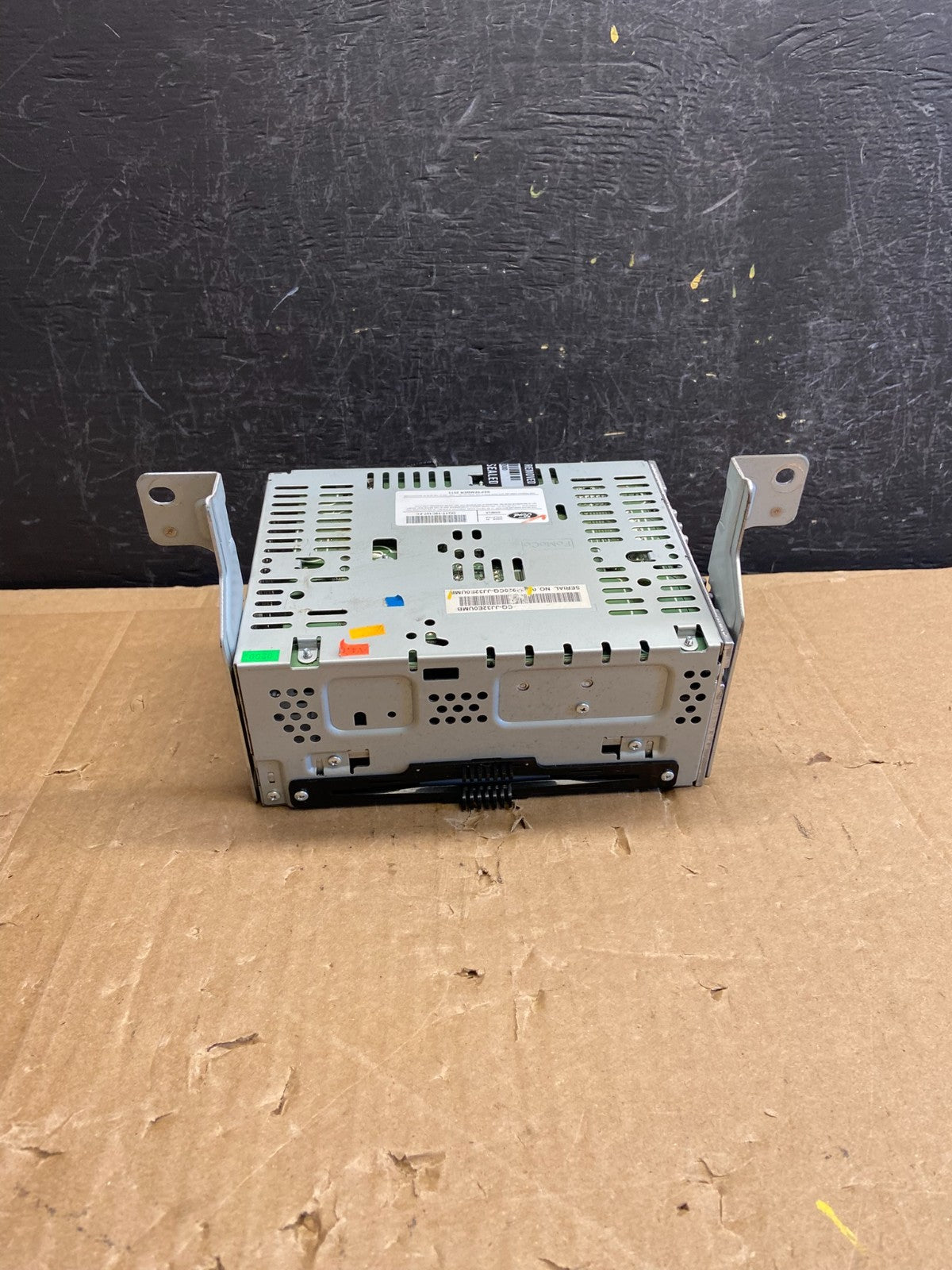 2013 2014 2015 Ford Taurus Radio Stereo CD Player Receiver AM FM Audio AD2170 DG0