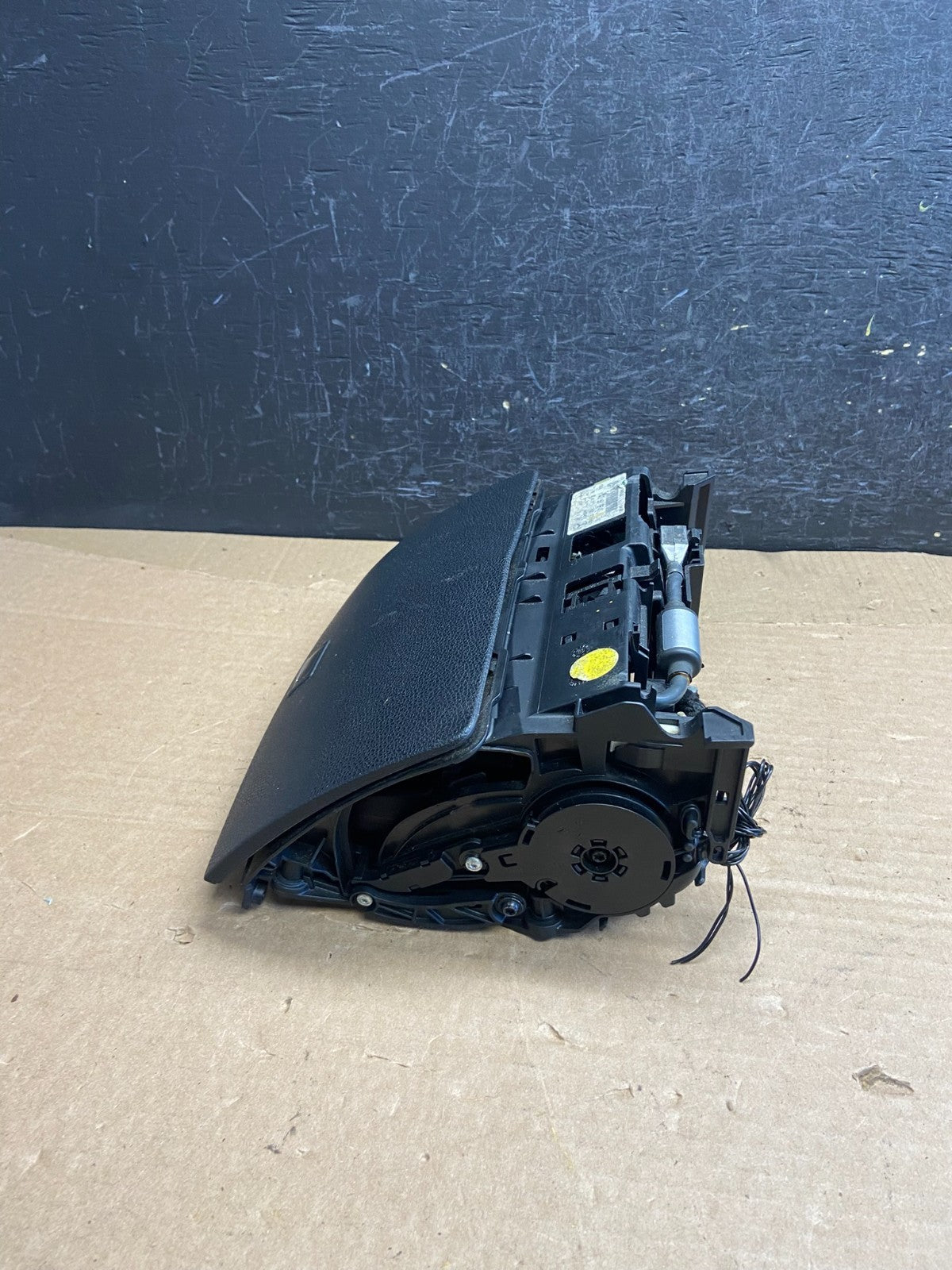 2008-2011 Mercedes W204 C300 Navigation Display Screen Monitor w/Cover af2510 DG2