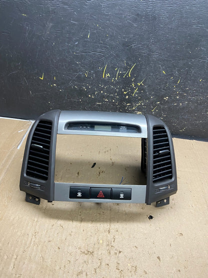 2007 to 2009 Hyundai Santa Fe Center Dashboard Radio Bezel Trim AC9206 DG0