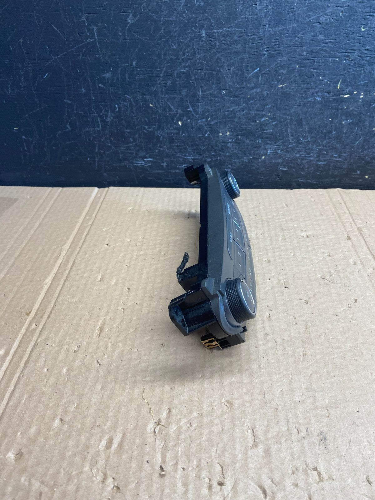 2013 Chevrolet Malibu AM FM Radio Control Panel AF6256 DG1