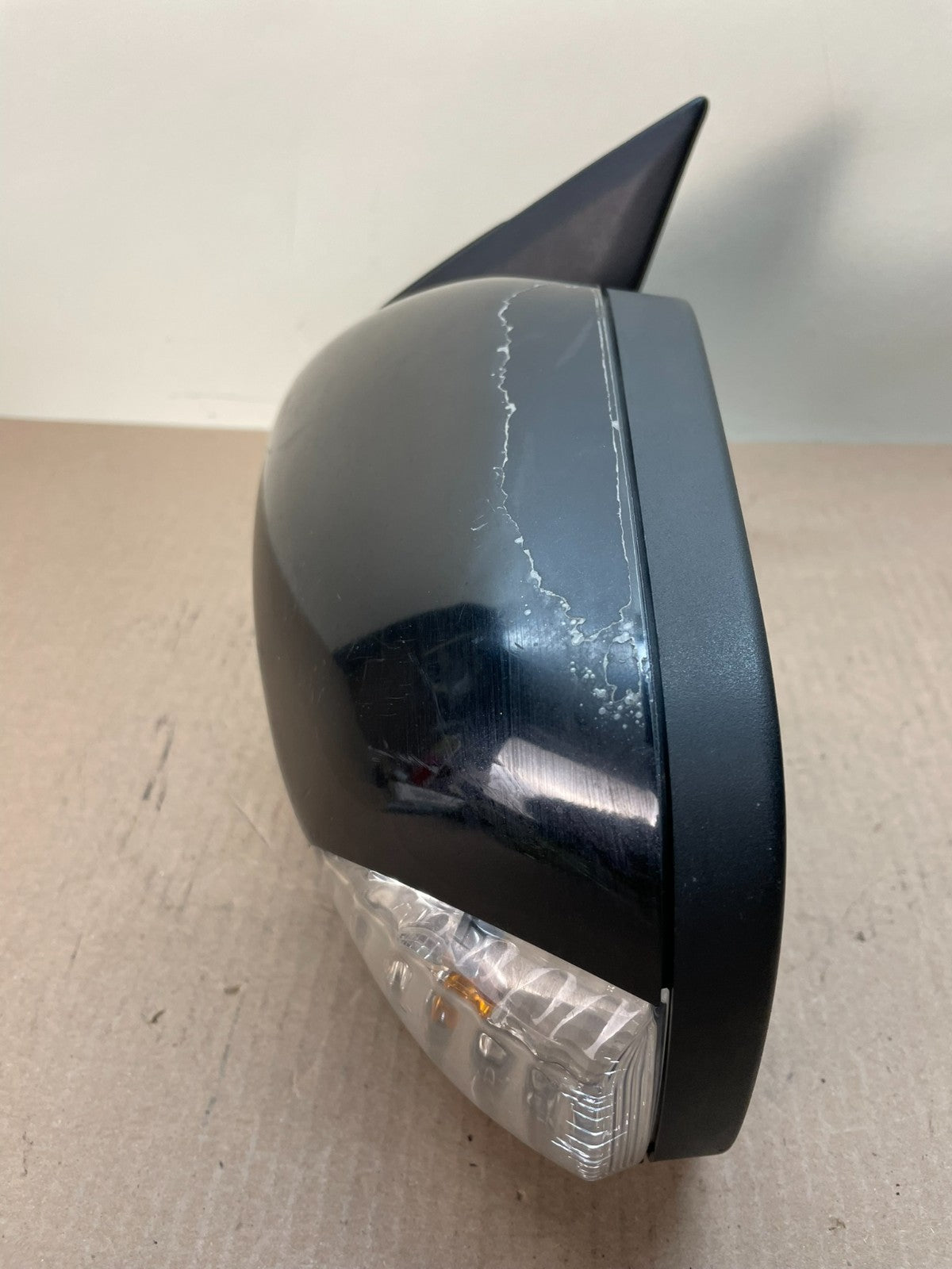2007 to 2014 Volvo XC90 Left Driver View Door Turn Signal Mirror AJ0595 DG10