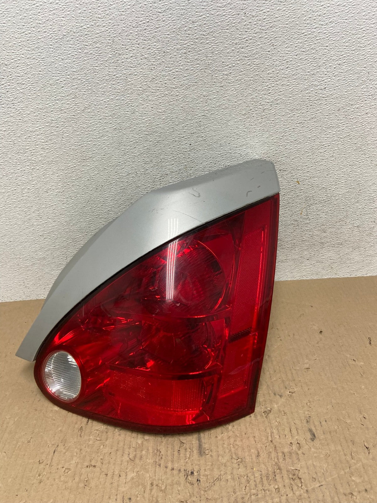 2004 2005 2006 2007 2008 Nissan Maxima Right Passenger Tail Light AE7109 LK0