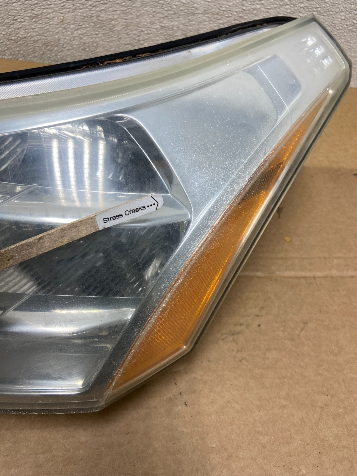 2008 2009 2010 2011 Ford Focus Left Driver Lh Headlight Halogen Oem AB2607 DW4