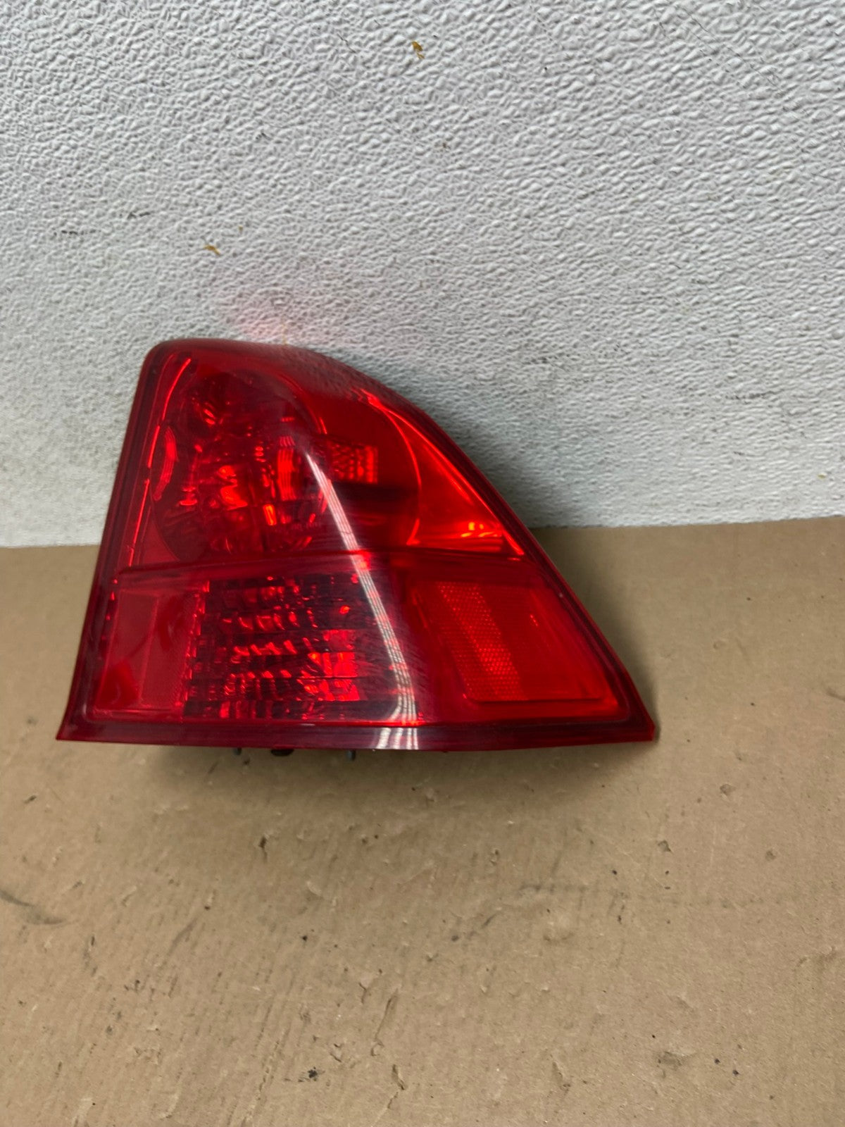 2003 2004 2005 Honda Civic Sedan Right Passenger Side Tail Light AD7661 LK1
