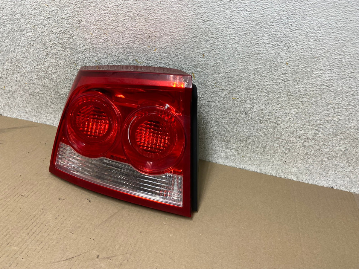 2009-2010 Dodge Charger Left Driver LH Side Tail Light AH6682 LK2