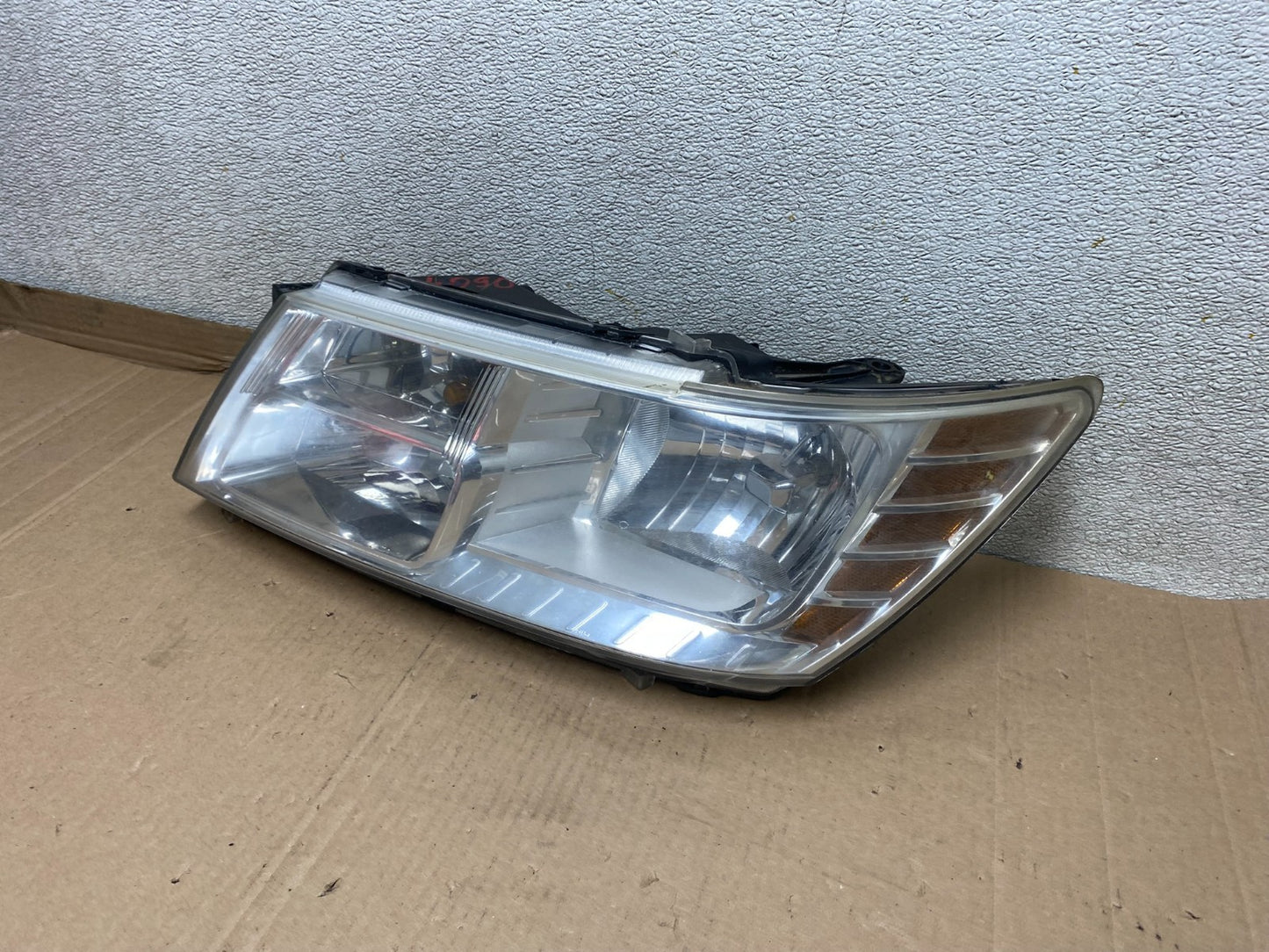 2009 to 2017 Dodge Journey Headlight Left Driver Lh Side Halogen U7089 DW1