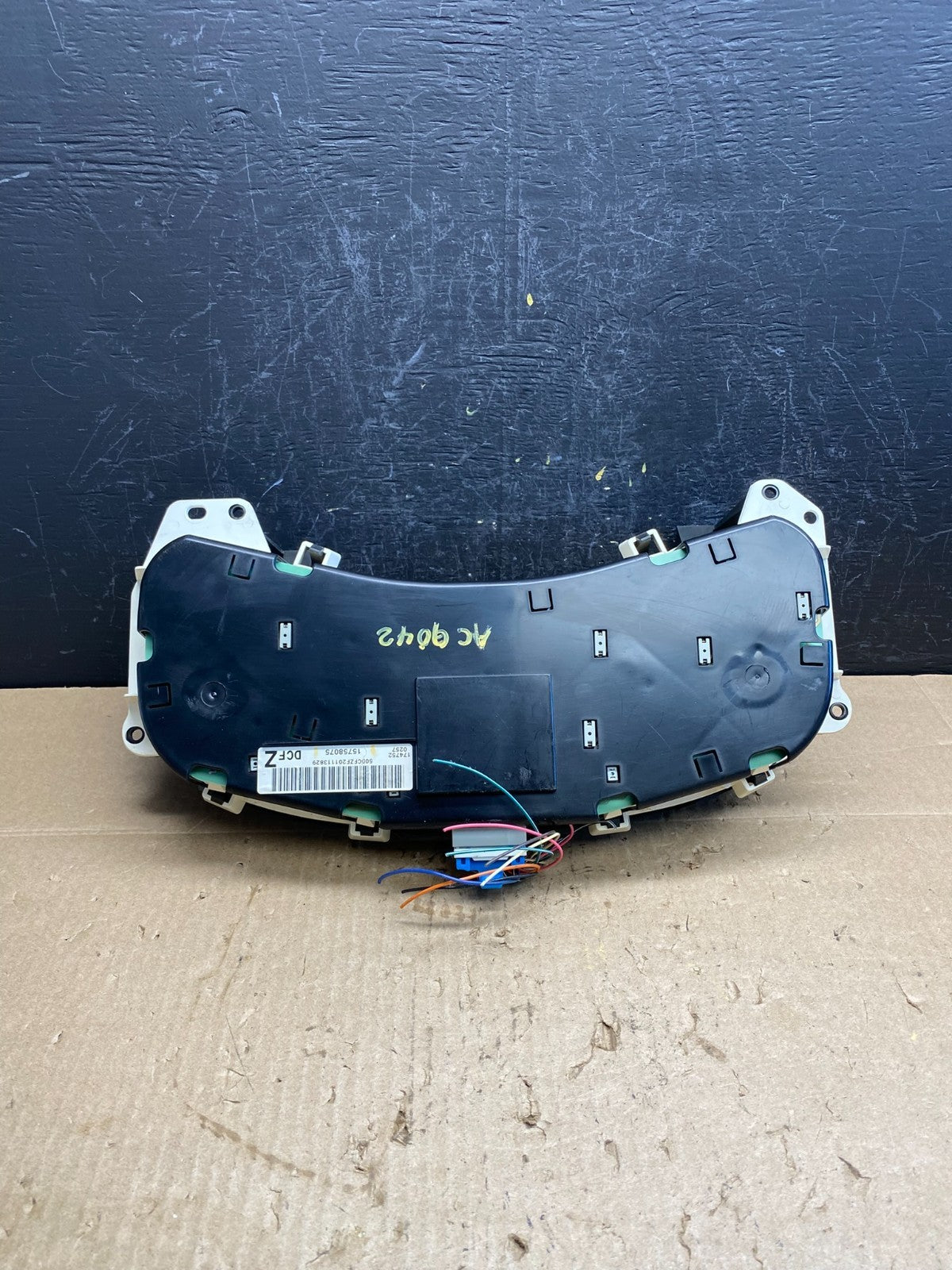1999 to 2002 Chevrolet Silverado Sierra Cluster Gauge Speedometer AC9042 DW5