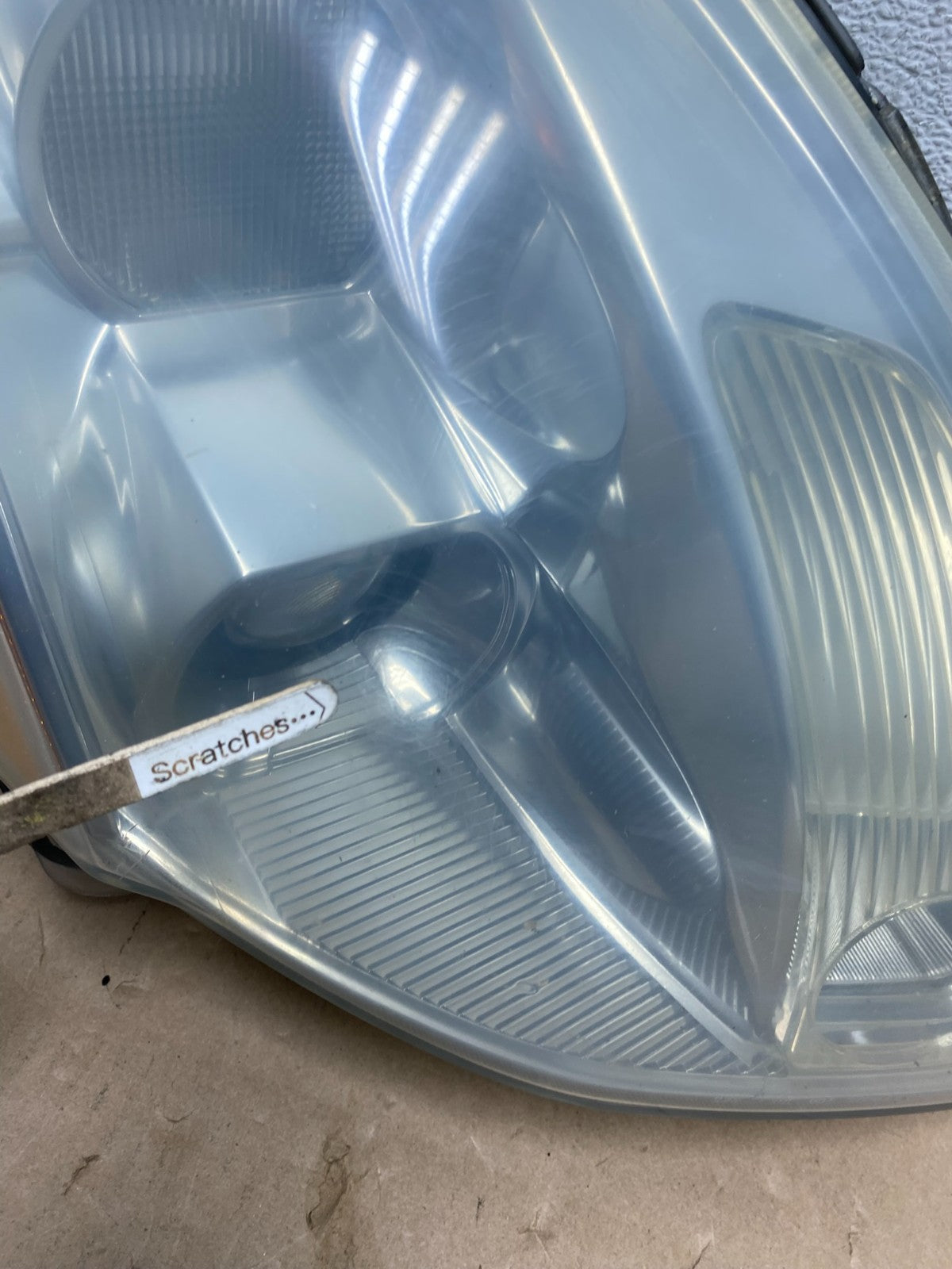 2004 2005 2006 Nissan Maxima Right Passenger Side Headlight Xenon HID AG6692 DW3