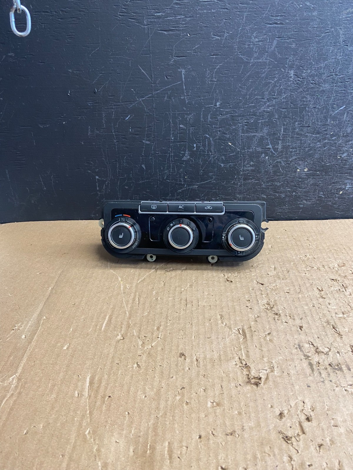 2009 - 2011 Volkswagen CC Center Climate Control Panel AC Heater af1561 DG0