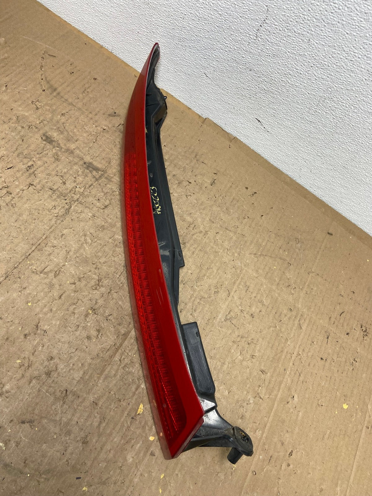2007 to 2011 Volvo XC90 Right Passenger RH Side Upper Tail Light OEM AC0223 LK1