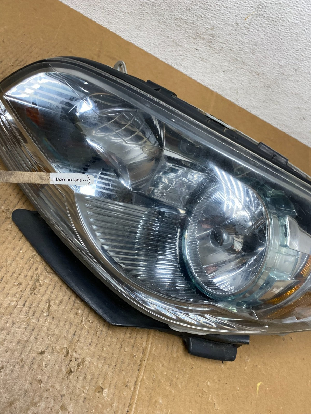 2008 to 2012 Chevrolet Malibu Left Driver LH Side Headlight AE1179 DW4