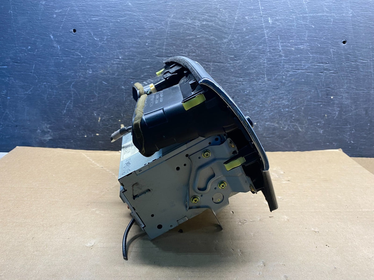 2002 to 2003 Lexus ES330 Es300 Radio Screen Receiver CD Air Vent AI0140 DW2