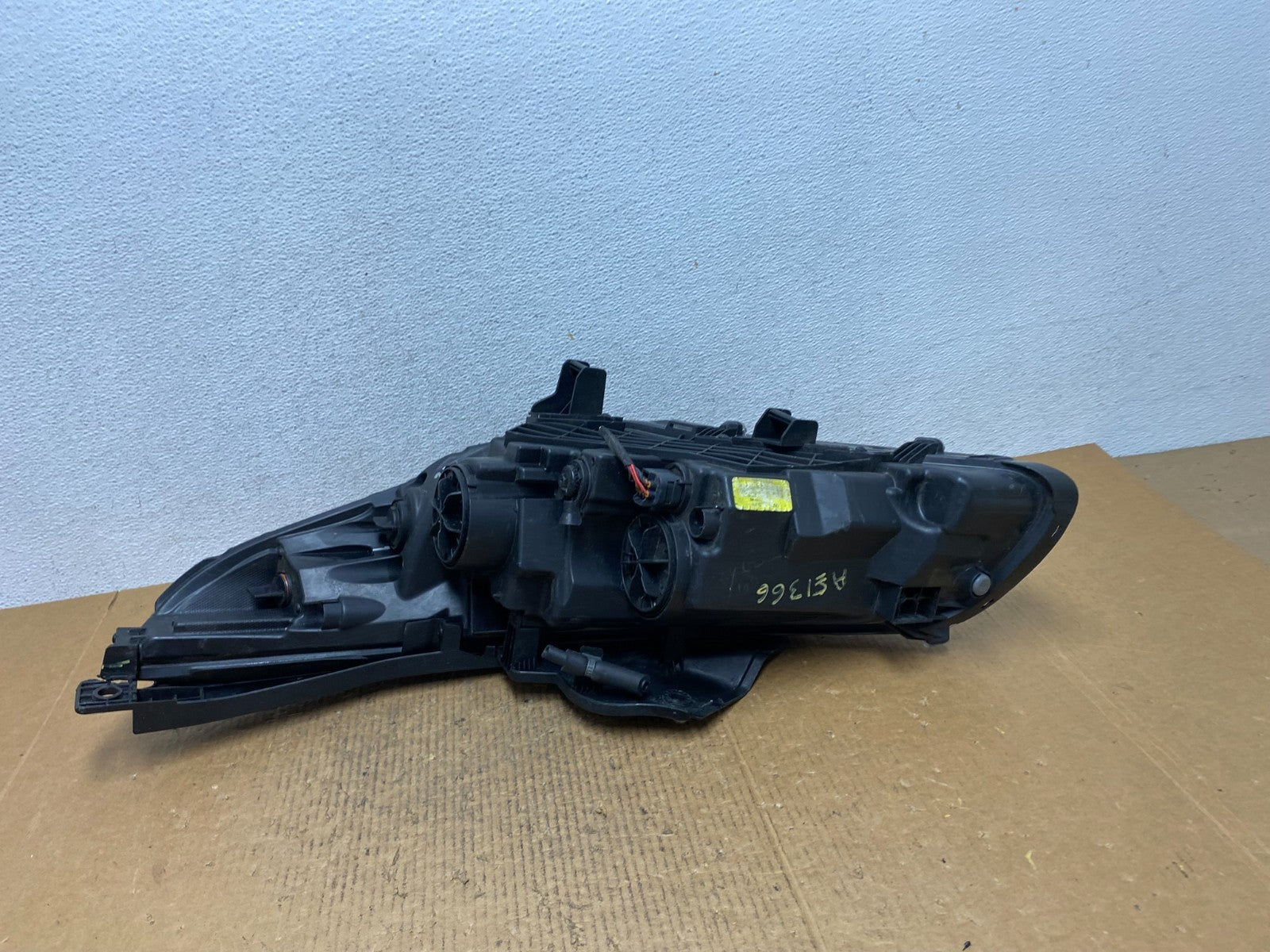 2015-2017 Hyundai Sonata Right Passenger RH Side Halogen Headlight AE1366 DW7