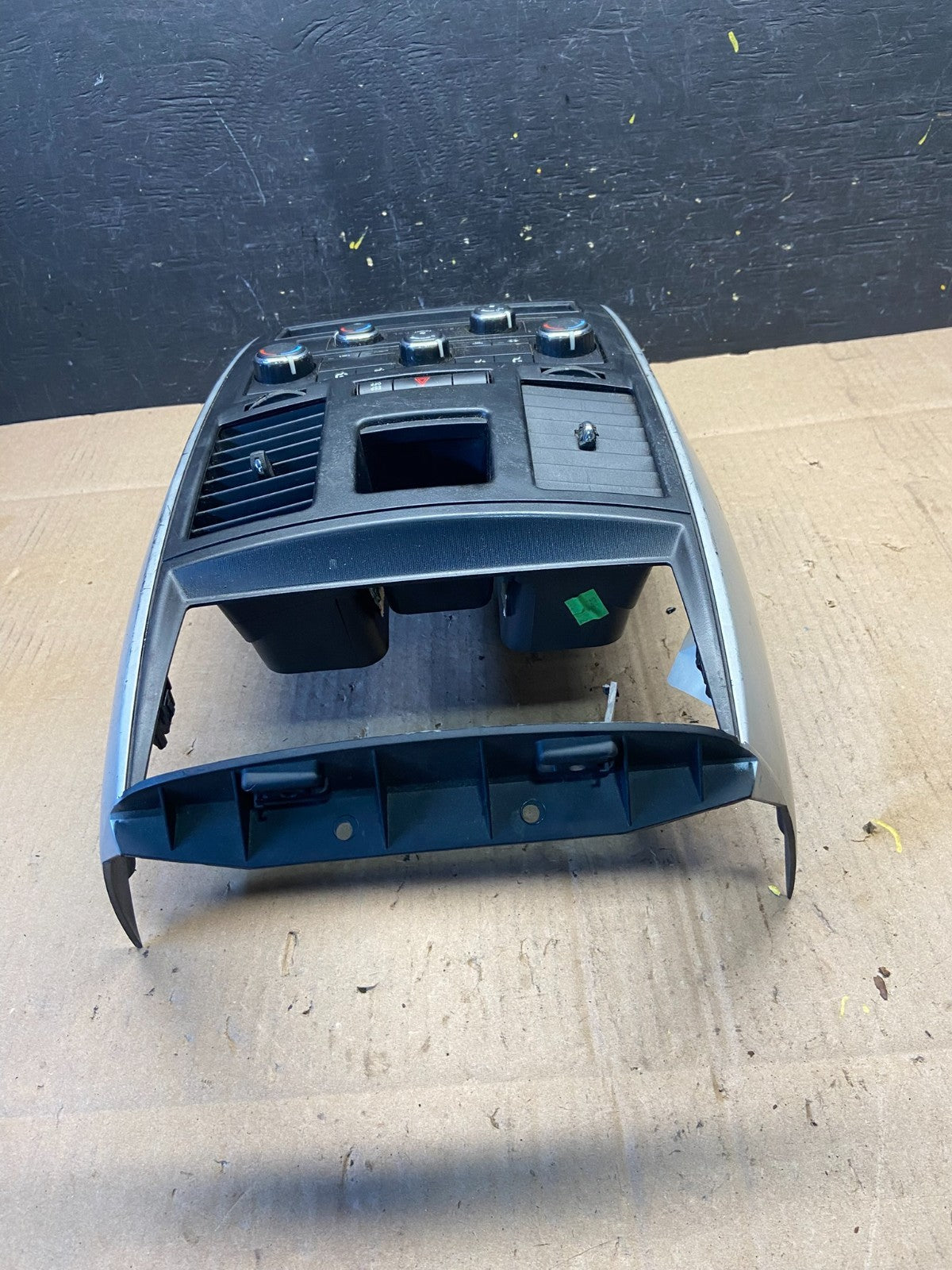2008-2010 Dodge Grand Caravan  A/C Climate Control Unit Bezel Trim Oem P9328 DG3
