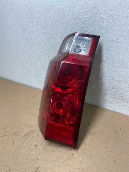 2006 to 2010 Jeep Commander Left Driver Side Tail Light AE8810 LK1