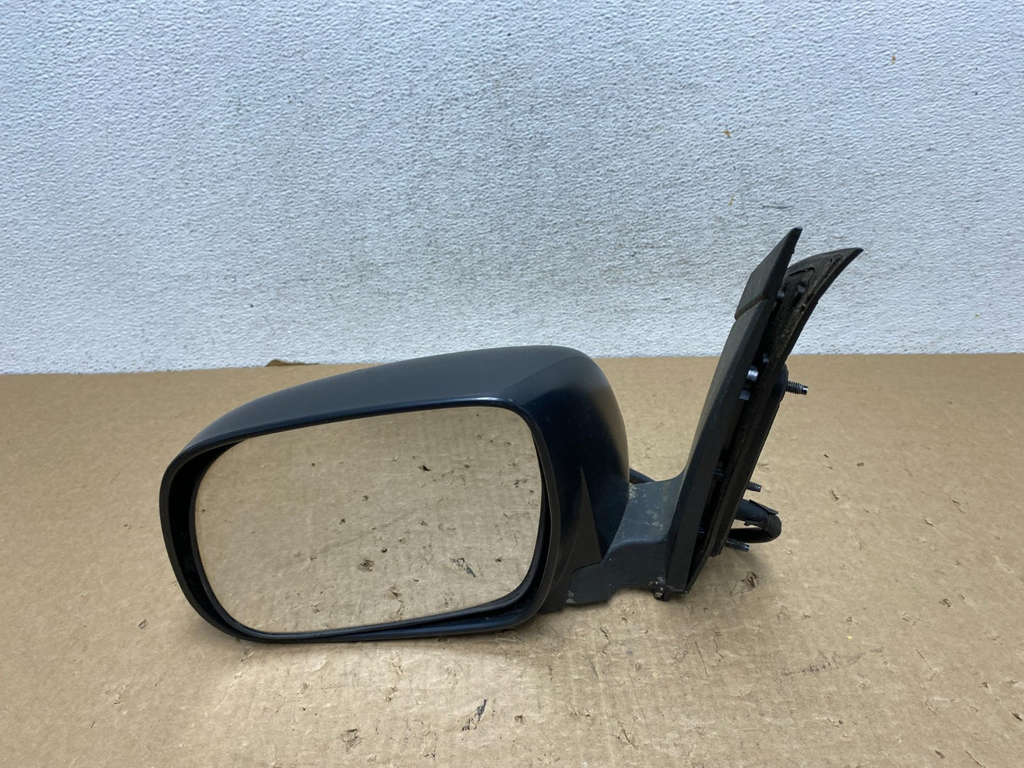 2004 to 2010 Toyota Sienna Left Driver LH View Door Mirror AF7982 DW5