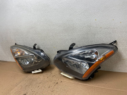 2009-2013 Nissan Rogue Left+Right Side Set Black Halogen Headlights OEM Y3325 DW1