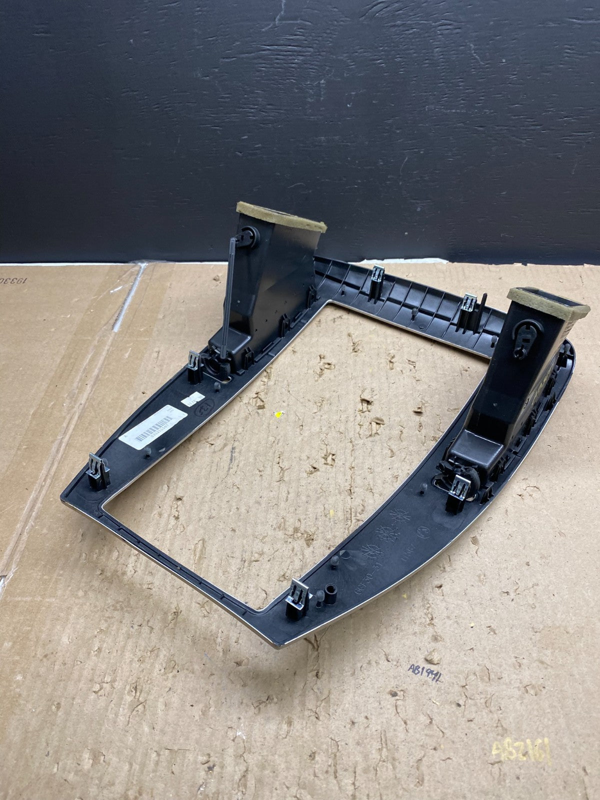 OEM 2007-2011 Cadillac STS Center Dash Trim Radio Bezel Vent Wood AB5684 DG4