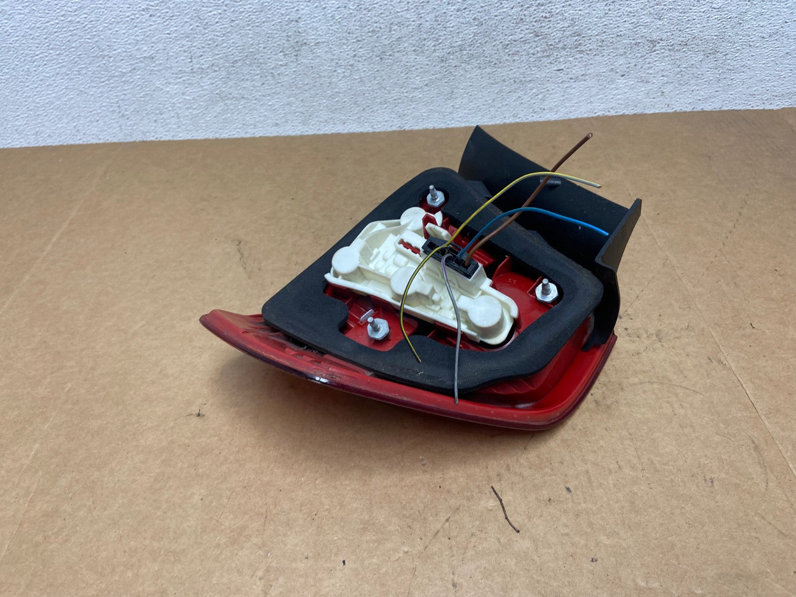2006 2007 2008 BMW 328i 3 Series Left Driver Lh Side Tail Light AE2954 LK4