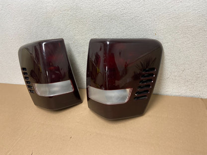 1999 - 2004 Jeep Grand Cherokee WJ Left+Right Side Set Tail Lights AG6576 DW1