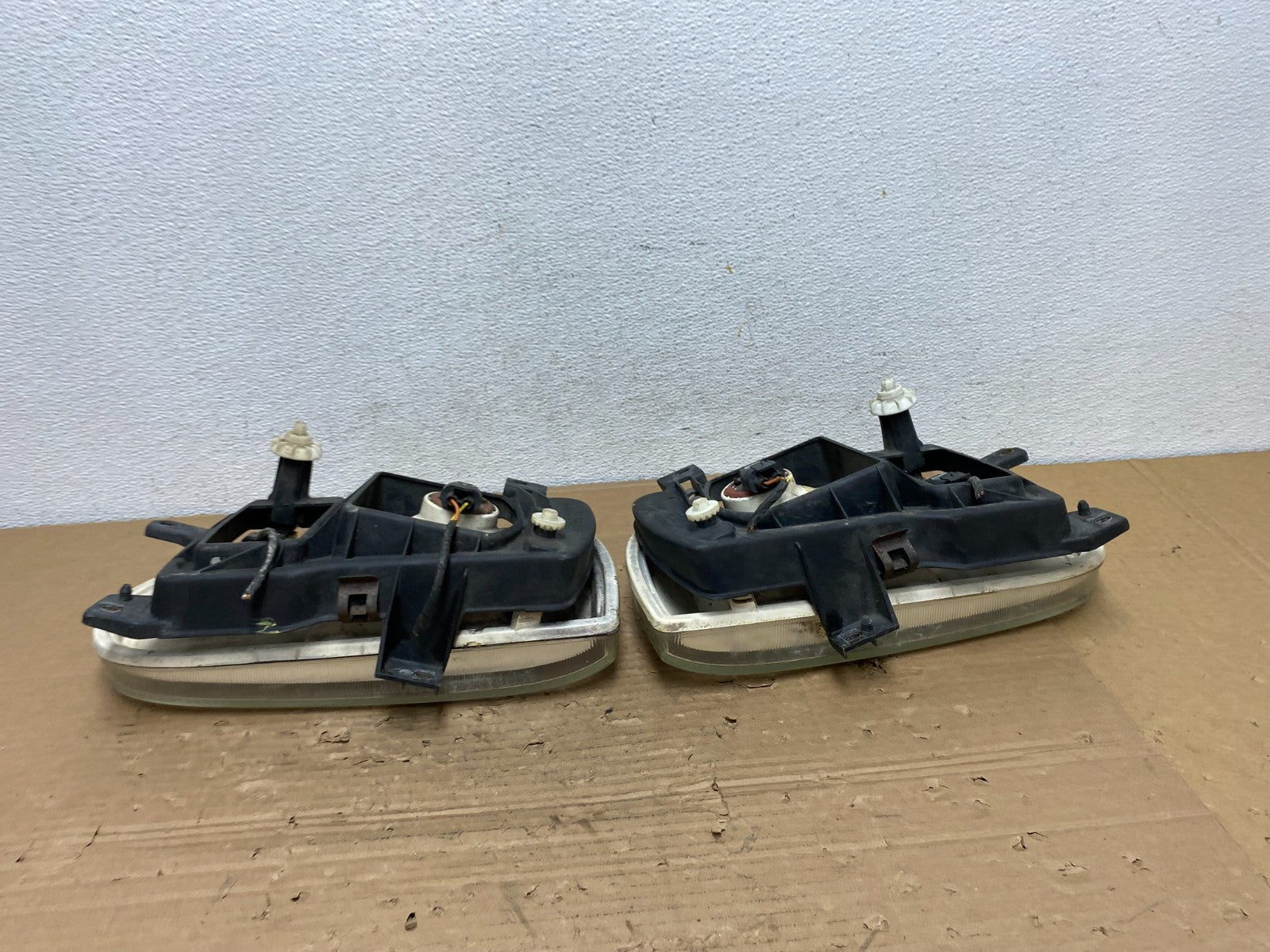 1993-1999 Volkswagen Golf MK3 Left+Right Side Set Halogen Headlights AD4341 DG7