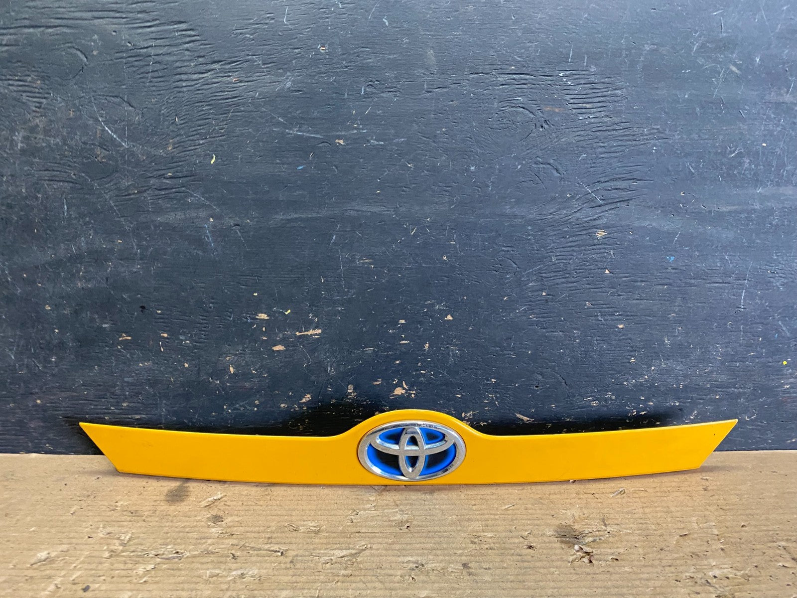 2012 2013 2014 Toyota Camry Hybrid Rear Trunk Deck Lid Molding Trim OEM S5838 DG0