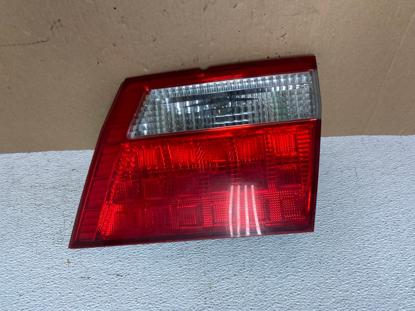 2005 2006 2007 Honda Odyssey Inner Right Passenger RH Tail Light AD6427 LK0