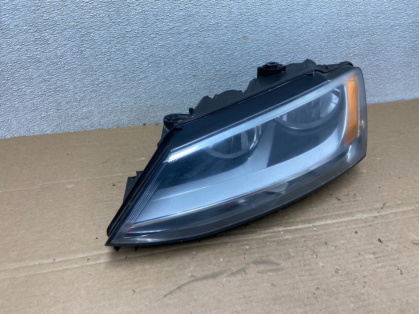 2011 to 2014 Volkswagen Jetta Left Driver LH Headlight Halogen OEM AB4591 DW2