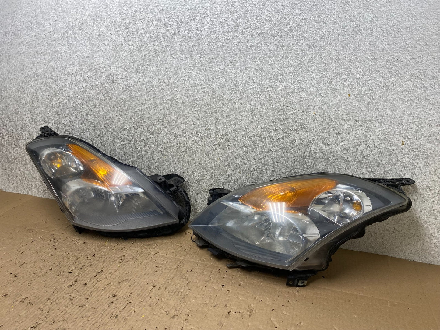 Sedan 2007 2008 2009 Nissan Altima Left+Right Set Headlights T8073 DW1