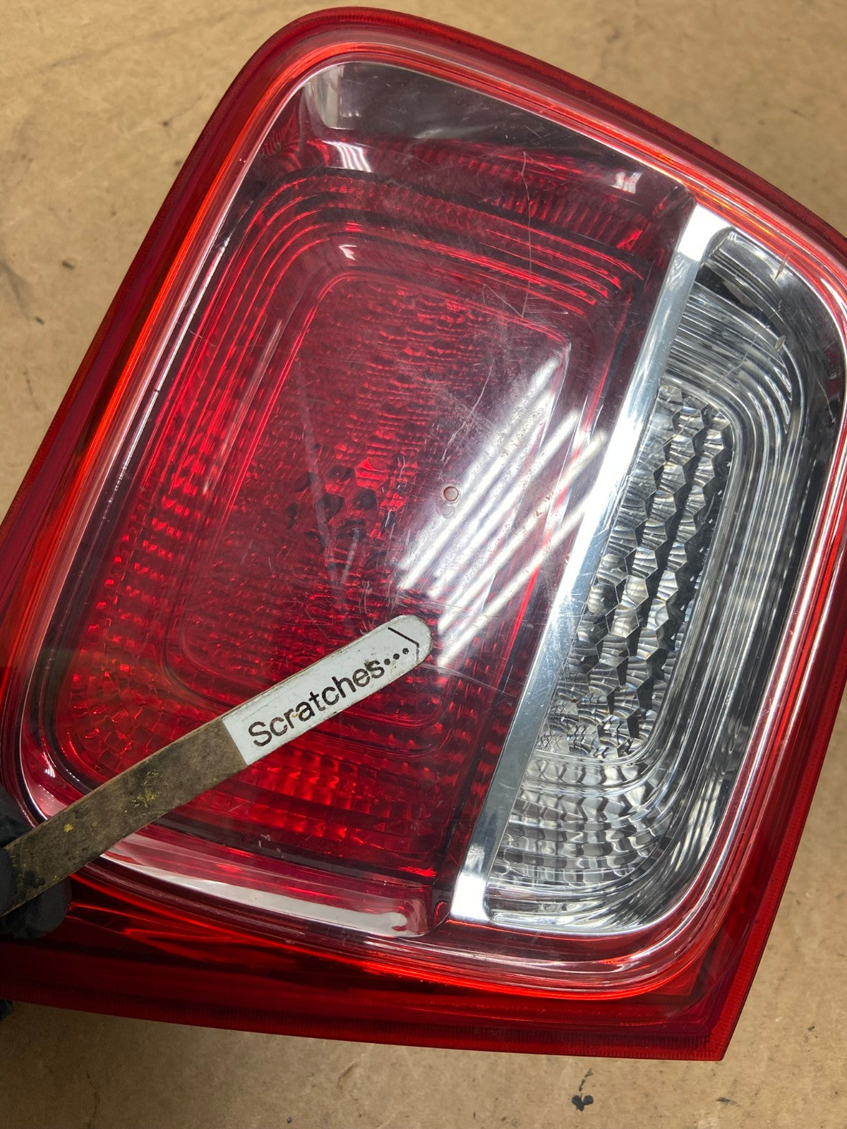 2013-2016 Chevrolet Malibu Left Driver Lh Side Inner Tail Light AE3188 LK3