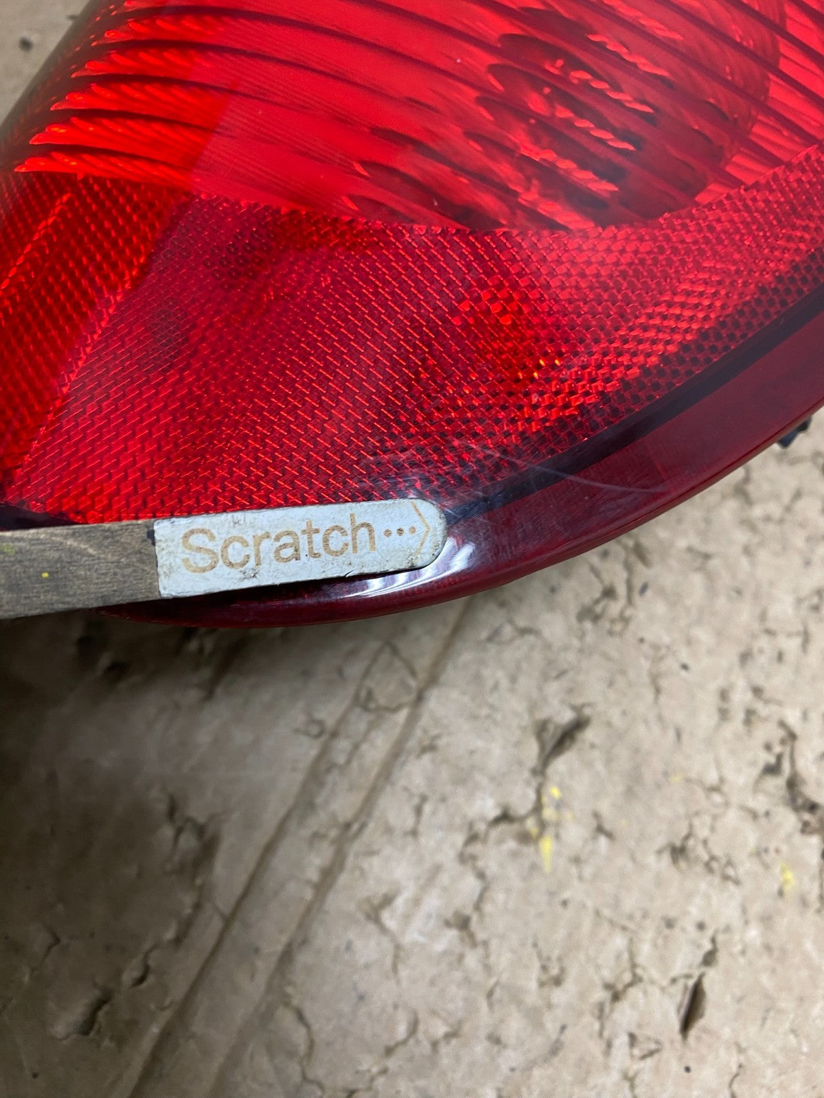 2002-2009 GMC Envoy XUV Right Passenger RH Side Tail Light Oem V0925 DW3