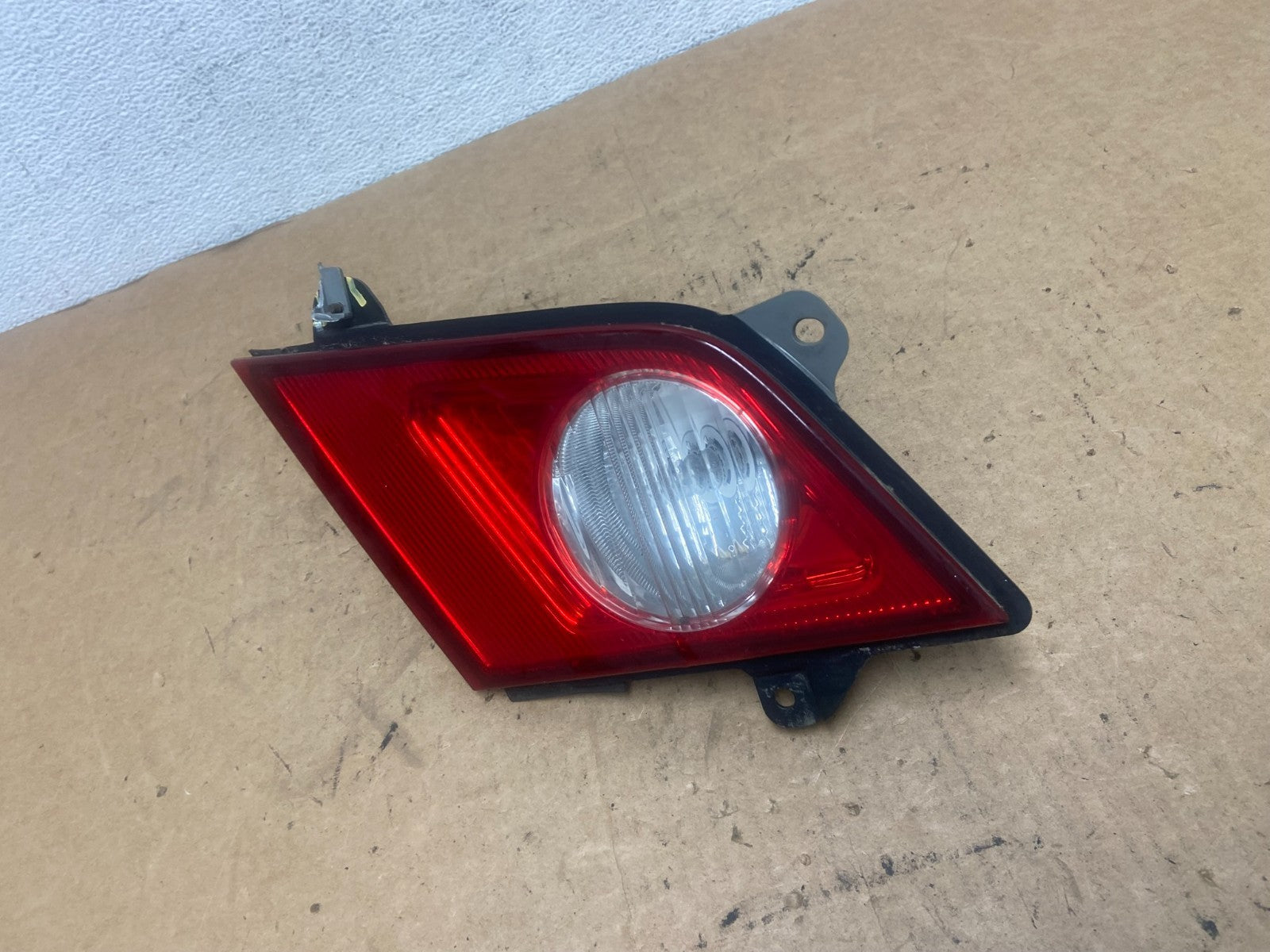 2006 2007 Infiniti M35 M35X M45 Left Driver LH Inner Tail Light AD5197 DG1