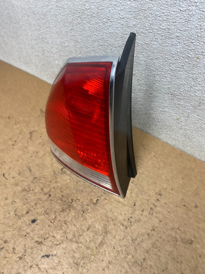 2002 to 2003 Mitsubishi Diamante Left Driver LH Side Tail Light OEM T0864 DW1