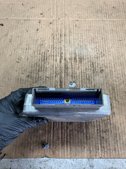 2003 Ford Van E350 E450 Engine Control Module Unit ECU Q0761 DG1