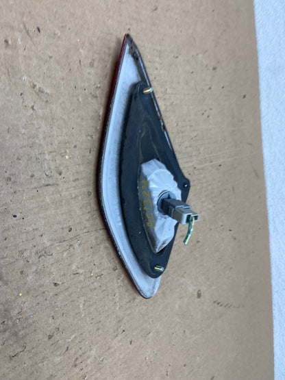 2003 to 2004 Toyota Avalon Left Driver LH Side Inner Tail Light OEM AC1324 LK4